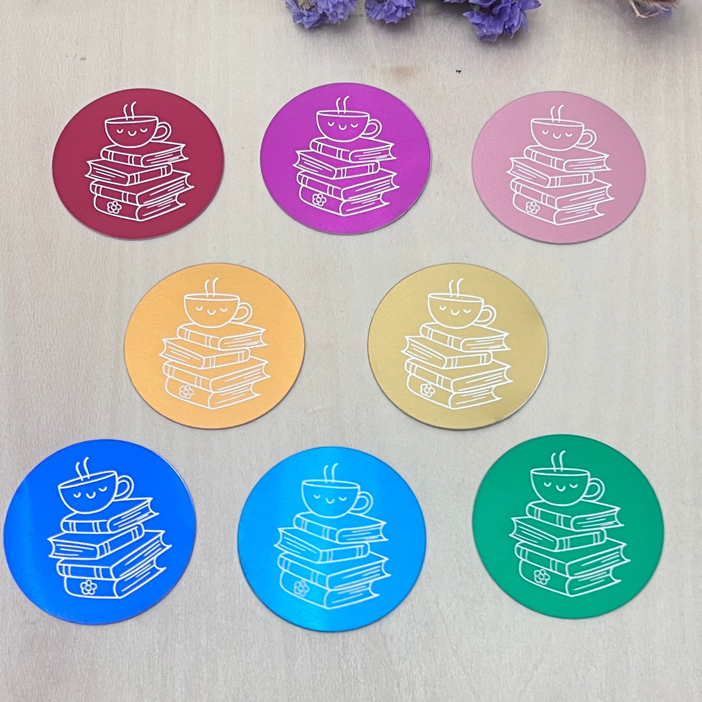 What happens in book club stays in book club | Phone / Kindle Grip