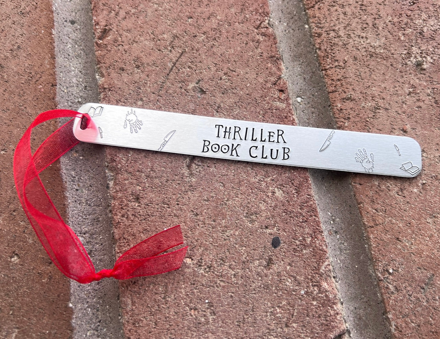 Thriller Book Club | Bookmark